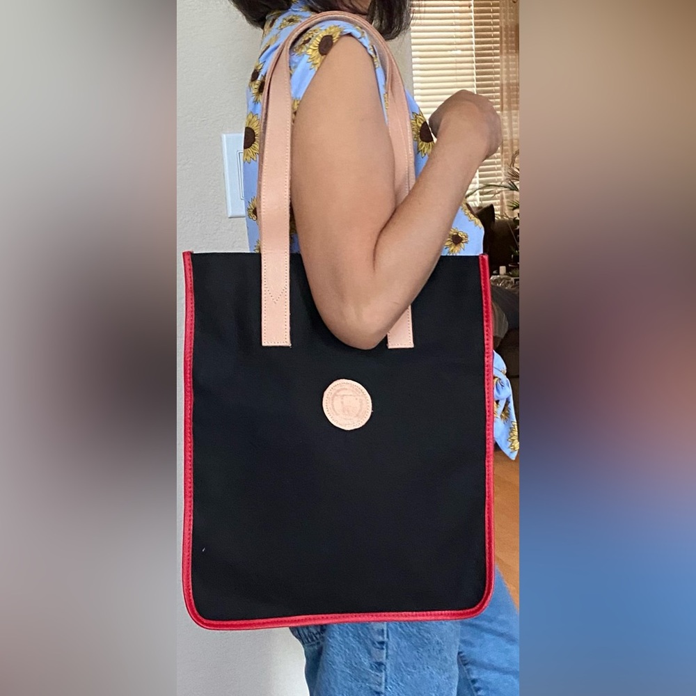 FLEABAGS BLACK CANVAS LEATHER TRIM CARRYALL MILK TOTE SHOULDER BAG NEW